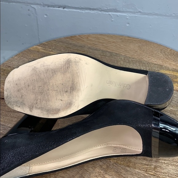 Calvin Klein "Blaine" pump heels - Picture 8 of 8